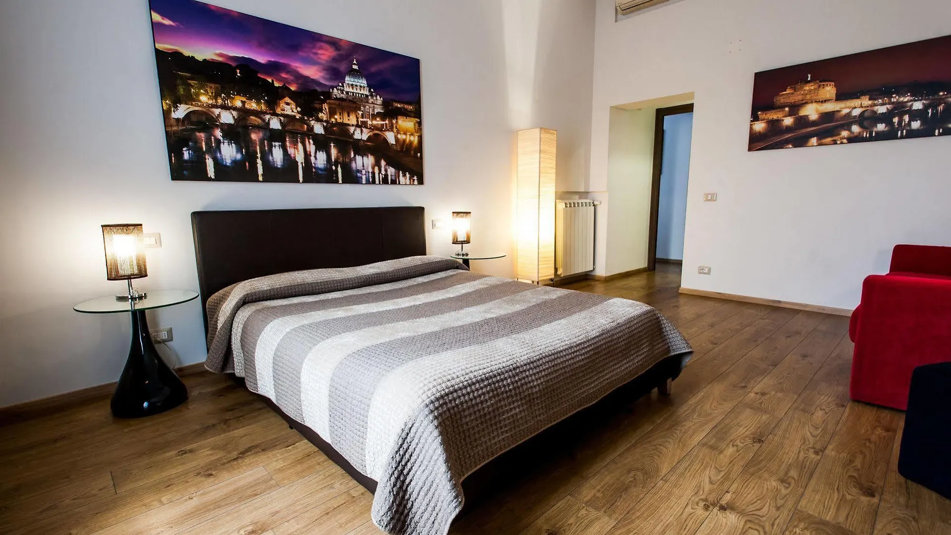 Vatican City Rooms Rome 2*,  Italy